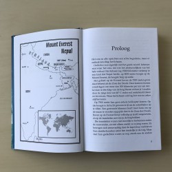 Expeditie Mount Everest : Wie haalt de top? 3 in 1 boek