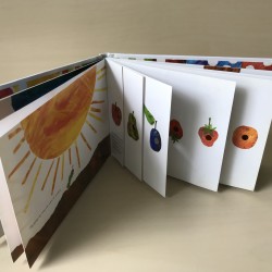 Eric Carle : Rupsje Nooitgenoeg, klein