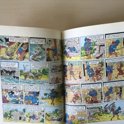 Suske en Wiske : Het rijmende paard, het gouden paard, het ros Bazhaar. Pocket 18.