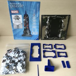 3D puzzel: Spider-Man op Empire State building. 216 stukjes.