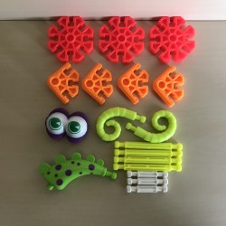 Kid K’nex : Stretchin monsters + bouwvoorbeeld.