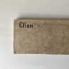 Puzzelplankje Knopjespuzzel : Meubels. Naam achterop plankje.