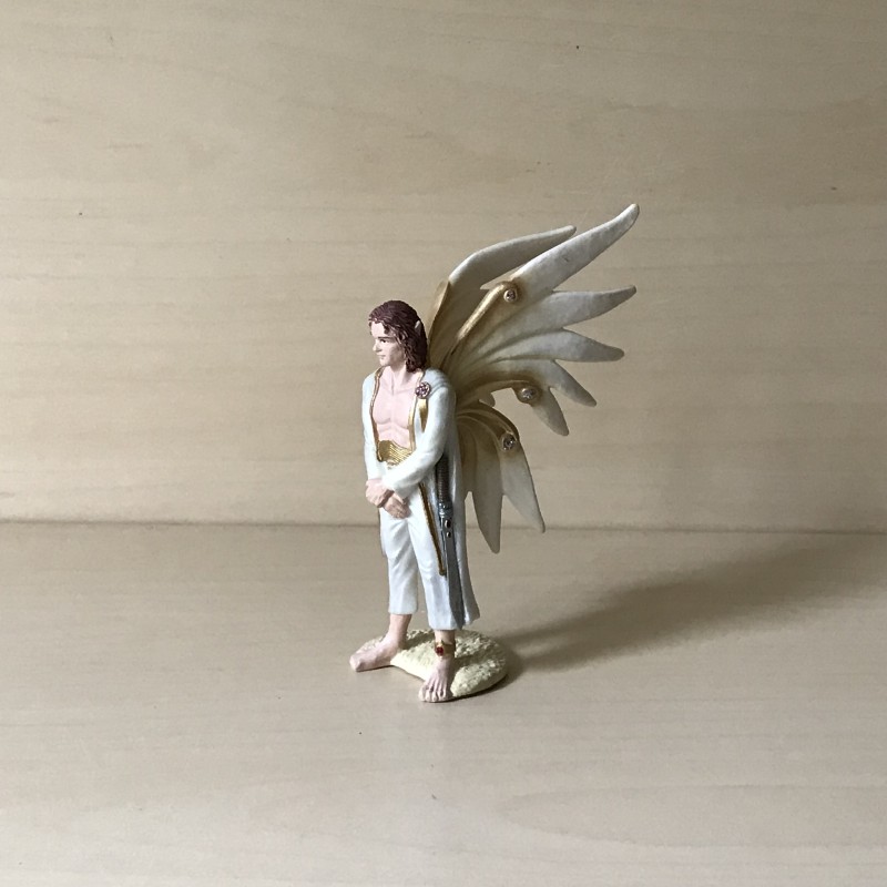 Papo : Engel. 6 cm. breed en 12 cm. hoog Nummer 72
