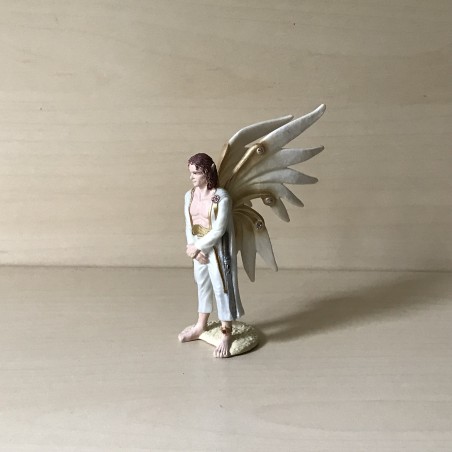 Papo : Engel. 6 cm. breed en 12 cm. hoog Nummer 72