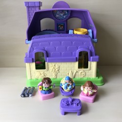 Fisher Price : Little People. Poppenhuis met geluid. Wat vergeeld.
