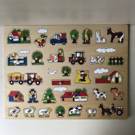 Puzzelplankje Knopjespuzzel : Boerderij. 30 stukjes