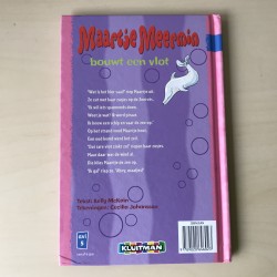 Maartje Meermin bouwt een vlot