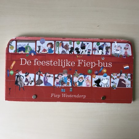 De feestelijke Fiep-bus (zonder wielen)