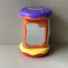 Speelrol met muziek. Hoogte 20 cm. Diameter 14 cm.