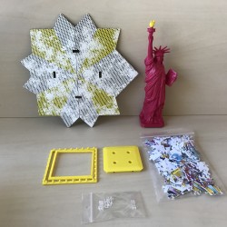 3D puzzel. Vrijheidsbeeld. Pop art edition .  108 stukjes