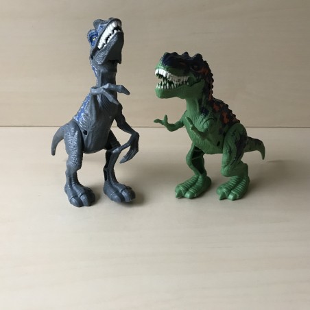 2 verschillende dino’s