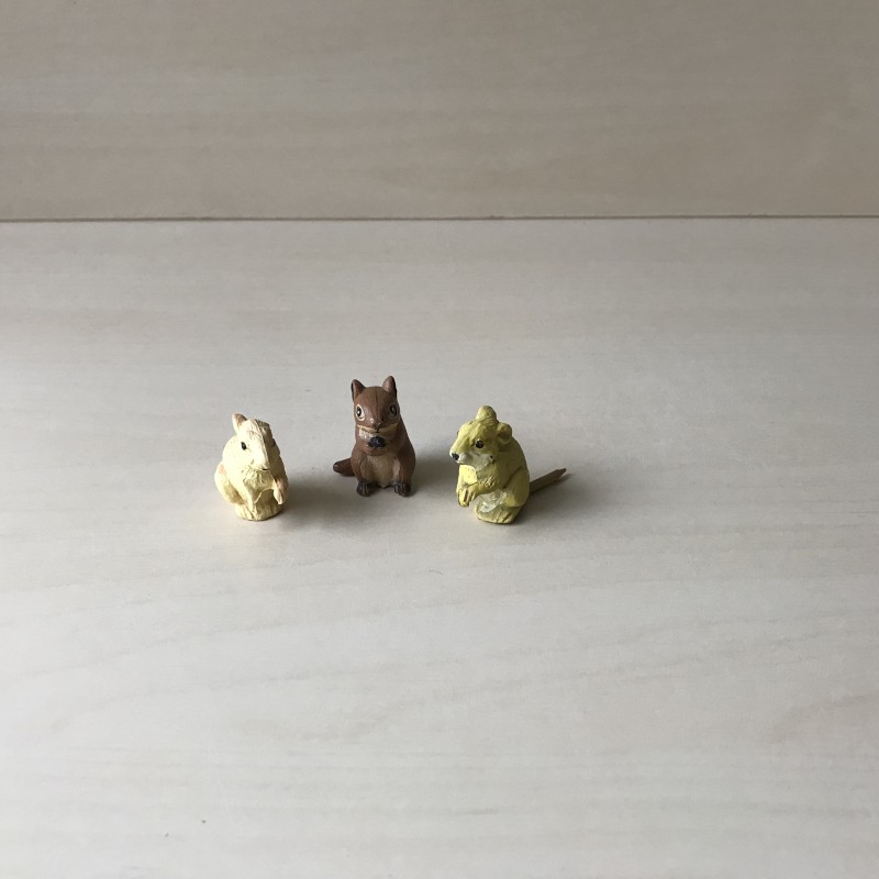 3 hamsters