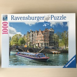 Rondvaart in Amsterdam.  1000 stukjes