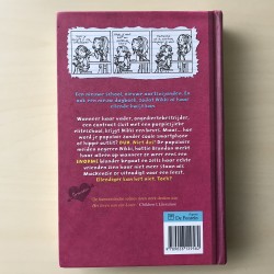 Dagboek van een muts : Avonturen van een niet-zo-perfect leven. Deel 1