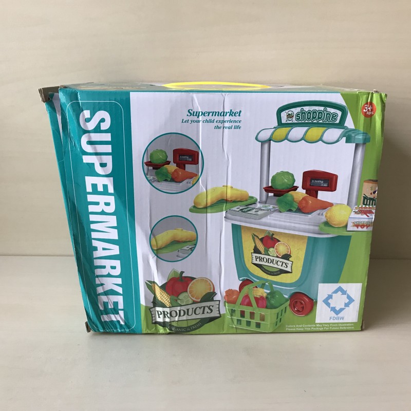 Supermarkt. Supermarket. Nieuw.
