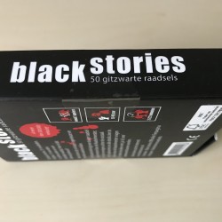 Black stories . 50 gitzwarte raadsels.