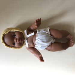 Paola Reina. Popje, donker meisje : 35 cm. hoog
