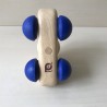 Pintoy auto met gezicht.