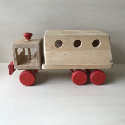 Houten auto. 37,5 cm. lang