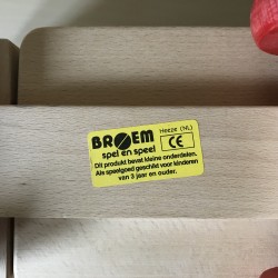 Houten auto. 37,5 cm. lang