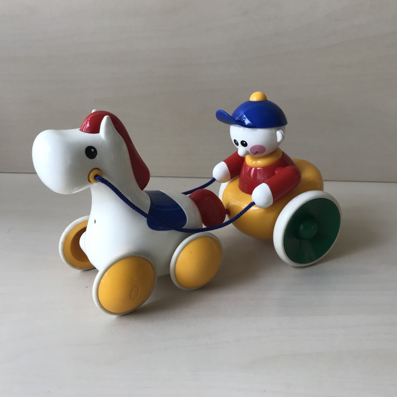 Tolo : Paard met jockey.