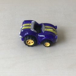 Tonka : 1 metalen autootje. 6 cm. lang.