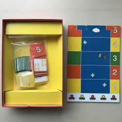 Nijntje : Nijntje leert tellen. Rechter bovenhoek heeft een beschadiging.