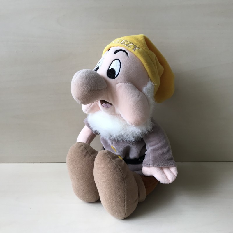 Disney : Dwerg Sneezy.
