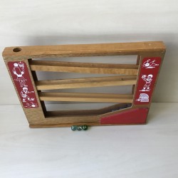 Knikkerbaan met 3 knikkers.