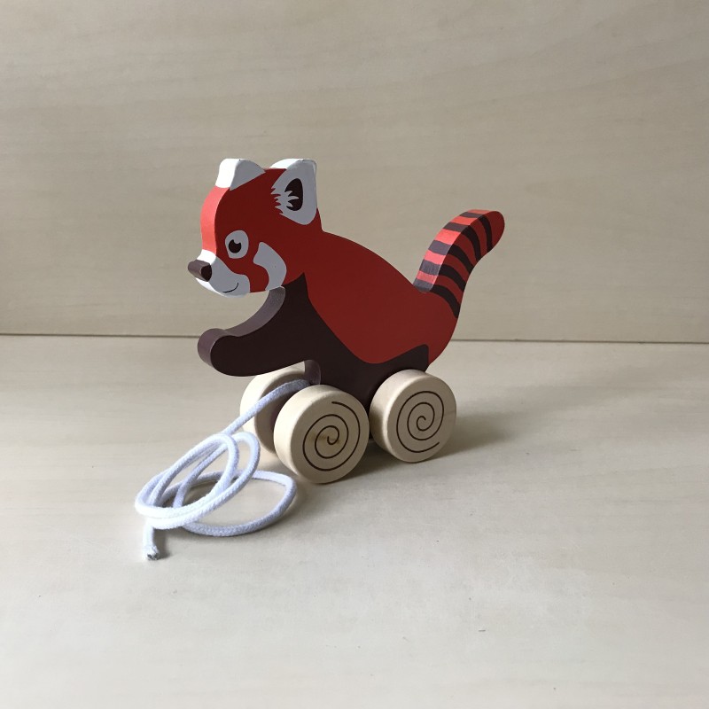 Houten loopdier. 15 cm. lang en 13 cm. hoog.
