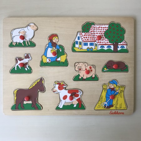 Puzzelplankje Knopjespuzzel : Eichhorn.  Boerderij. 9 stukjes.