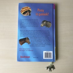 Manege de Zonnehoeve : Pony in paniek
