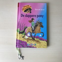Manege de Zonnehoeve : De dappere pony