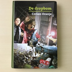 Corien Oranje : De dropbom