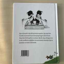 Buiten spelen met Jip en Janneke