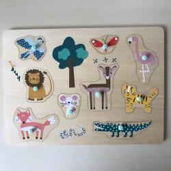 Puzzelplankje Knopjespuzzel : Dieren. 9 stukjes.