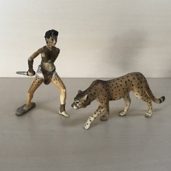 Schleich : Jager met panter. Bovenkant hoofd jager is 9 cm. hoog. Set 2.