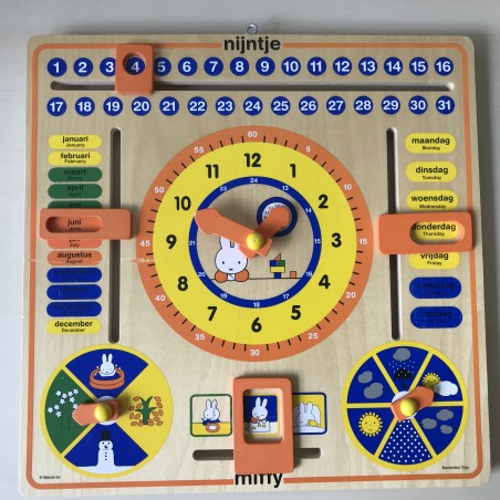 Nijntje houten kalenderklok.