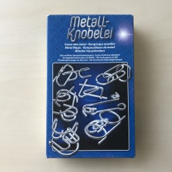 Metalen hersenbrekers.