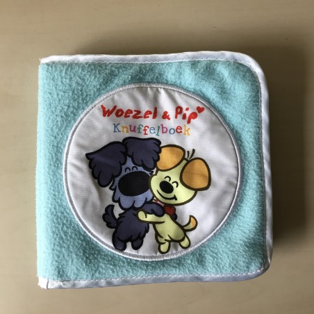 Woezel en Pip : Stoffen boekje knuffelboek.