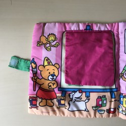 Bumba : Stoffen boekje / flapjes boekje