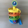 Parkeergarage met roetsjbaan en 1 auto