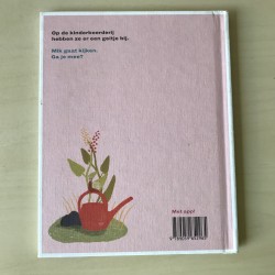 We hebben er een geitje bij.
