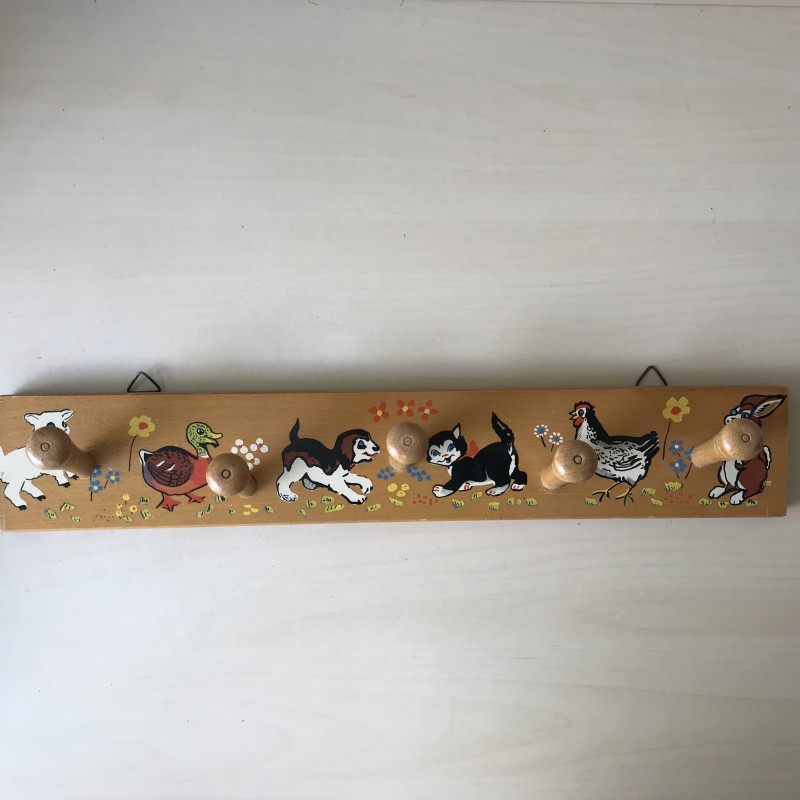 Kapstok : Nostalgisch met dieren.