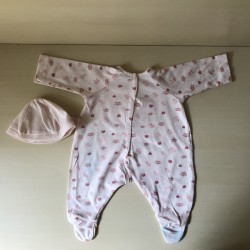 Poppen : boxpak met mutsje.