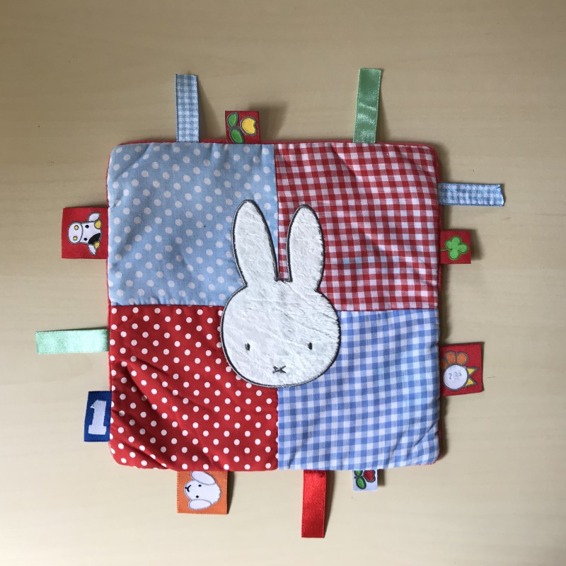 Nijntje : Knuffeldoekje / labeldoekje