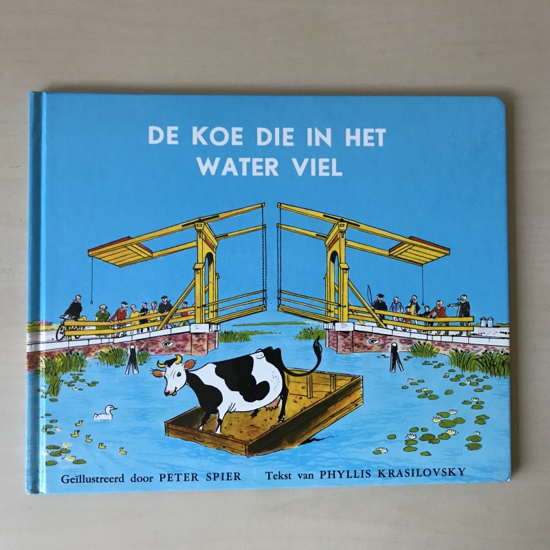 De koe die in het water viel