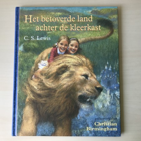 Het betoverde land achter de kleerkast