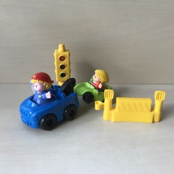 Fisher Price : Little People. Sleepwagen met monteur en  popje.