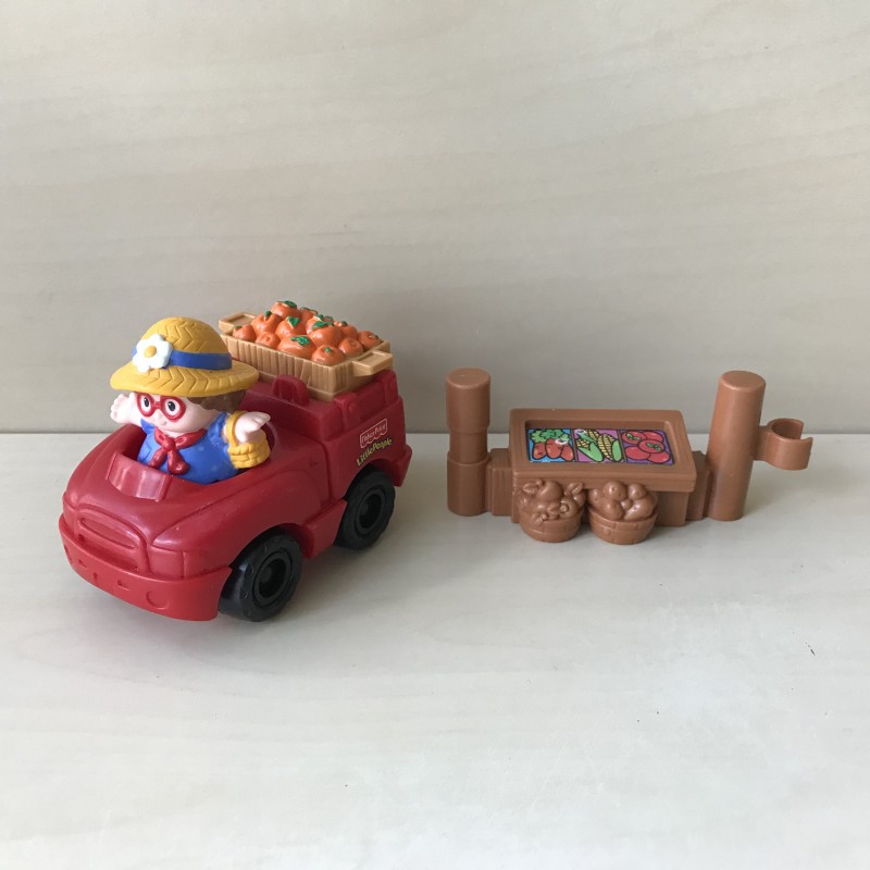 Fisher Price : Little People. Auto met krat, hekje en popje.
